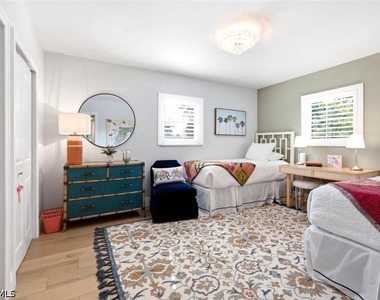 940 3rd Street S - Photo Thumbnail 18