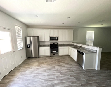 25588 Northpark Palm Drive - Photo Thumbnail 5