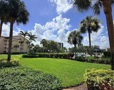 360 Horsecreek Drive - Photo Thumbnail 4