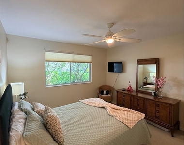 360 Horsecreek Drive - Photo Thumbnail 17