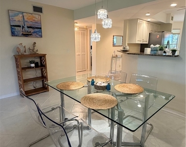 360 Horsecreek Drive - Photo Thumbnail 15