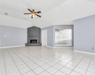 16206 New Field Drive - Photo Thumbnail 8