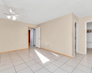 16206 New Field Drive - Photo Thumbnail 18