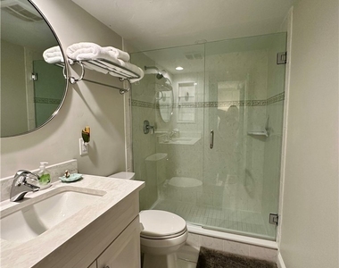 10951 Gulfshore Drive - Photo Thumbnail 29