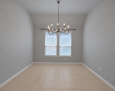 3519 Dryer Park Drive - Photo Thumbnail 7