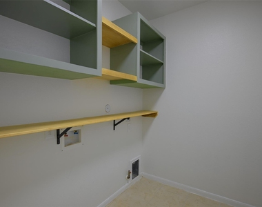 3519 Dryer Park Drive - Photo Thumbnail 22