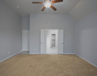 3519 Dryer Park Drive - Photo Thumbnail 17