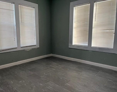 1806 N Avenue S - Photo Thumbnail 28