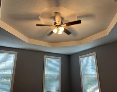1806 N Avenue S - Photo Thumbnail 29