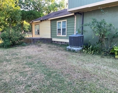1806 N Avenue S - Photo Thumbnail 34