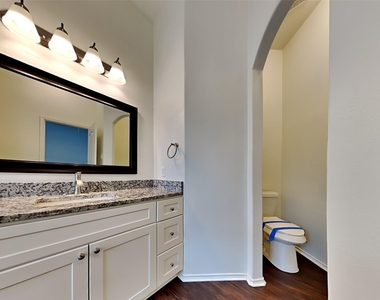 7702 Summerdale Drive - Photo Thumbnail 7