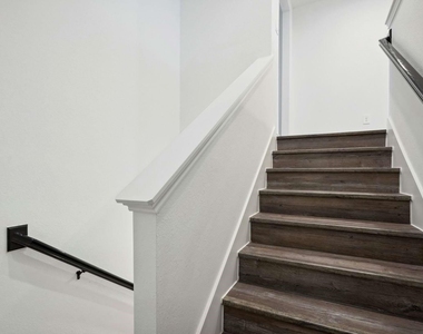 3615 Massenet - Photo Thumbnail 4
