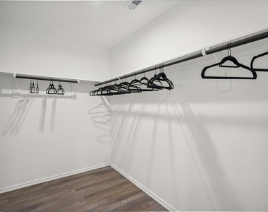 3615 Massenet - Photo Thumbnail 8