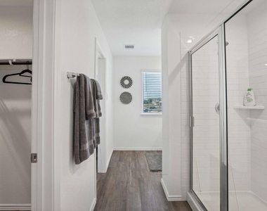 3615 Massenet - Photo Thumbnail 7