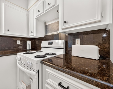 15126 Boudreaux Road - Photo Thumbnail 13