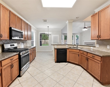 3227 Nickwill Way - Photo Thumbnail 20