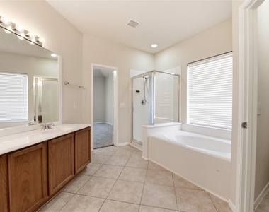 3227 Nickwill Way - Photo Thumbnail 25