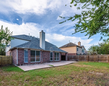 3227 Nickwill Way - Photo Thumbnail 5