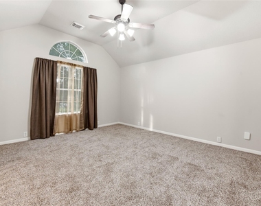 3227 Nickwill Way - Photo Thumbnail 28