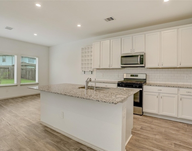 1722 Bryson Heights Drive - Photo Thumbnail 10
