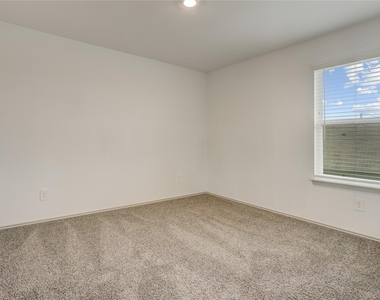 1722 Bryson Heights Drive - Photo Thumbnail 27