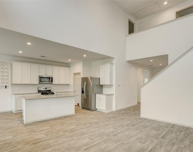 1722 Bryson Heights Drive - Photo Thumbnail 8