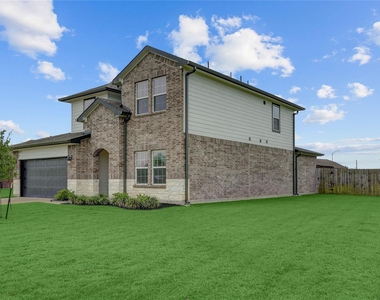 1722 Bryson Heights Drive - Photo Thumbnail 2