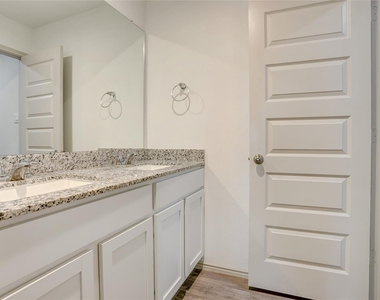 1722 Bryson Heights Drive - Photo Thumbnail 29