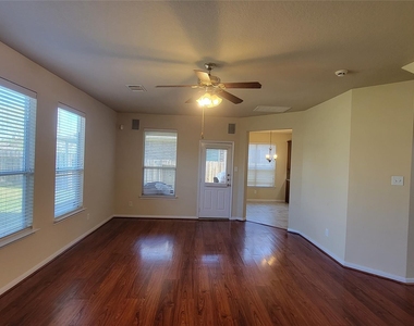 2502 Quiet Sage Lane - Photo Thumbnail 16