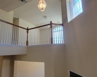 2502 Quiet Sage Lane - Photo Thumbnail 20
