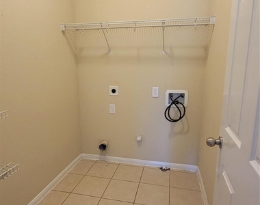 2502 Quiet Sage Lane - Photo Thumbnail 35