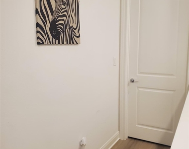 5113 Briscoe Street - Photo Thumbnail 9