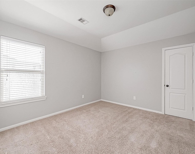 46 Sandwell Place - Photo Thumbnail 38