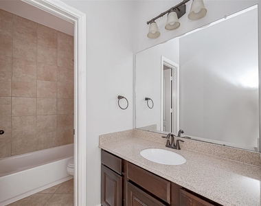 46 Sandwell Place - Photo Thumbnail 11