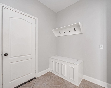46 Sandwell Place - Photo Thumbnail 9