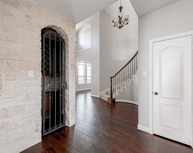 46 Sandwell Place - Photo Thumbnail 7