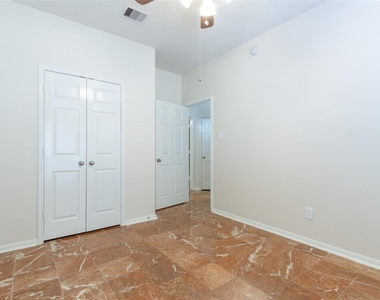 18010 Gable Oak Lane - Photo Thumbnail 4