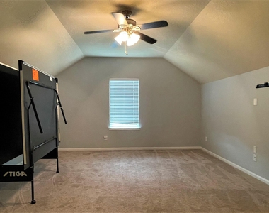 518 Sylvan Grove Lane - Photo Thumbnail 7