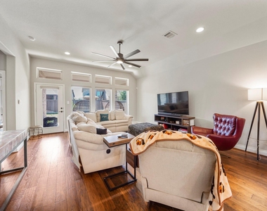 15031 Montezuma Quail Drive - Photo Thumbnail 12