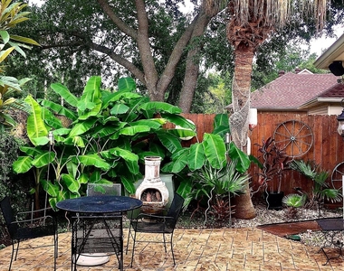 6983 Oakwood Park - Photo Thumbnail 20