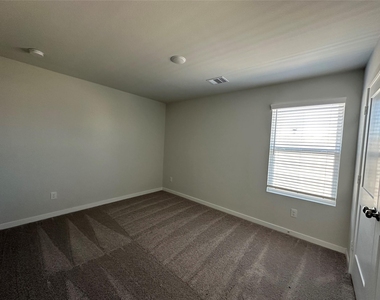 5707 Blue Grama Drive - Photo Thumbnail 19