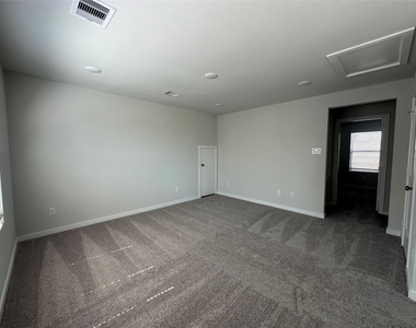 5707 Blue Grama Drive - Photo Thumbnail 24