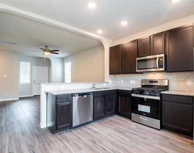 3707 Cub Drive - Photo Thumbnail 8