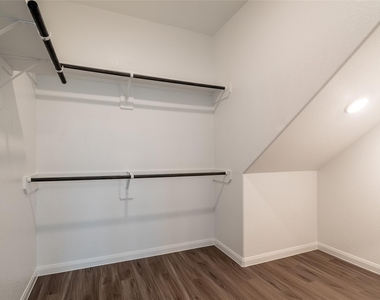 3707 Cub Drive - Photo Thumbnail 16