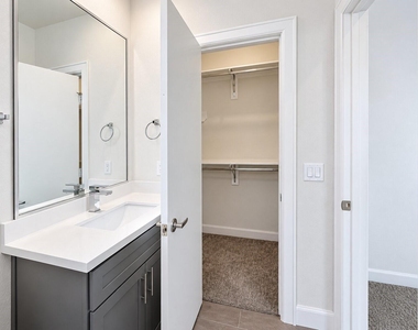 2715 Eado Grove Lane - Photo Thumbnail 19