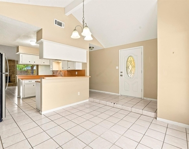 703 Conestoga Circle - Photo Thumbnail 4
