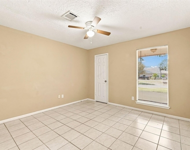 703 Conestoga Circle - Photo Thumbnail 16