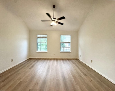 2930 Grants Lake Boulevard - Photo Thumbnail 9