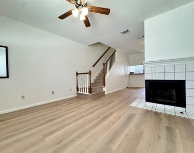 2930 Grants Lake Boulevard - Photo Thumbnail 3