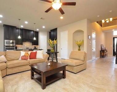 9515 Scanlan Heights Lane - Photo Thumbnail 8